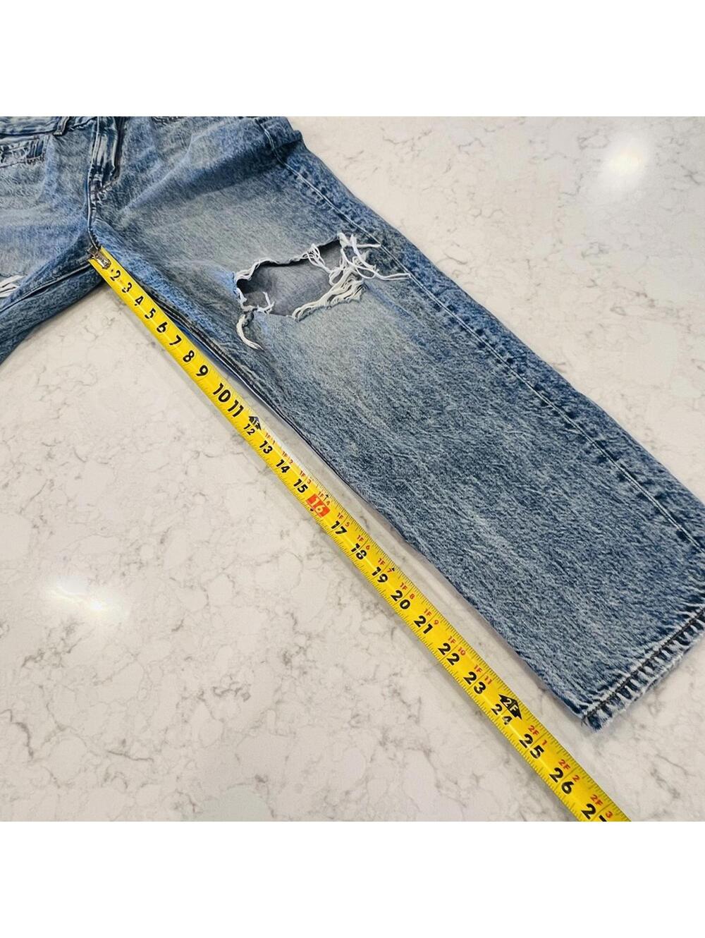 American Eagle AE Curvy Mom Jeans Distressed High Wasted Looose Straight Leg 6R - Picture 2 of 8